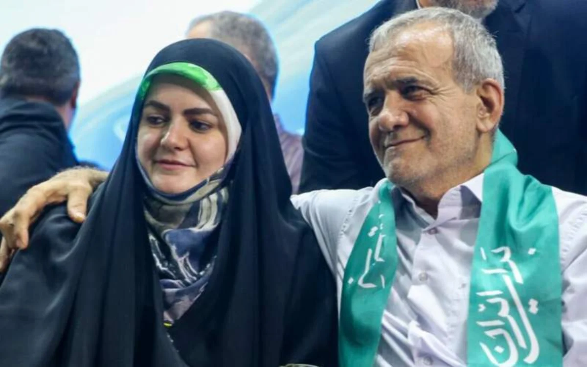 فرزندان مسعود پزشکیان؛ از پتروشیمی تا هیات علمی، چرا هیچکدام پزشک نیستند؟ فرزندان مسعود پزشکیان؛ از پتروشیمی تا هیات علمی، چرا هیچکدام پزشک نیستند؟