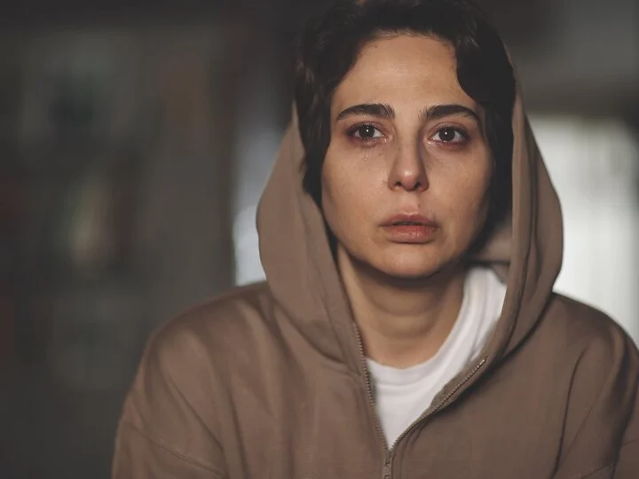 رعنا آزادیور گریم جدید رعنا آزادیور در «فیل» (عکس)