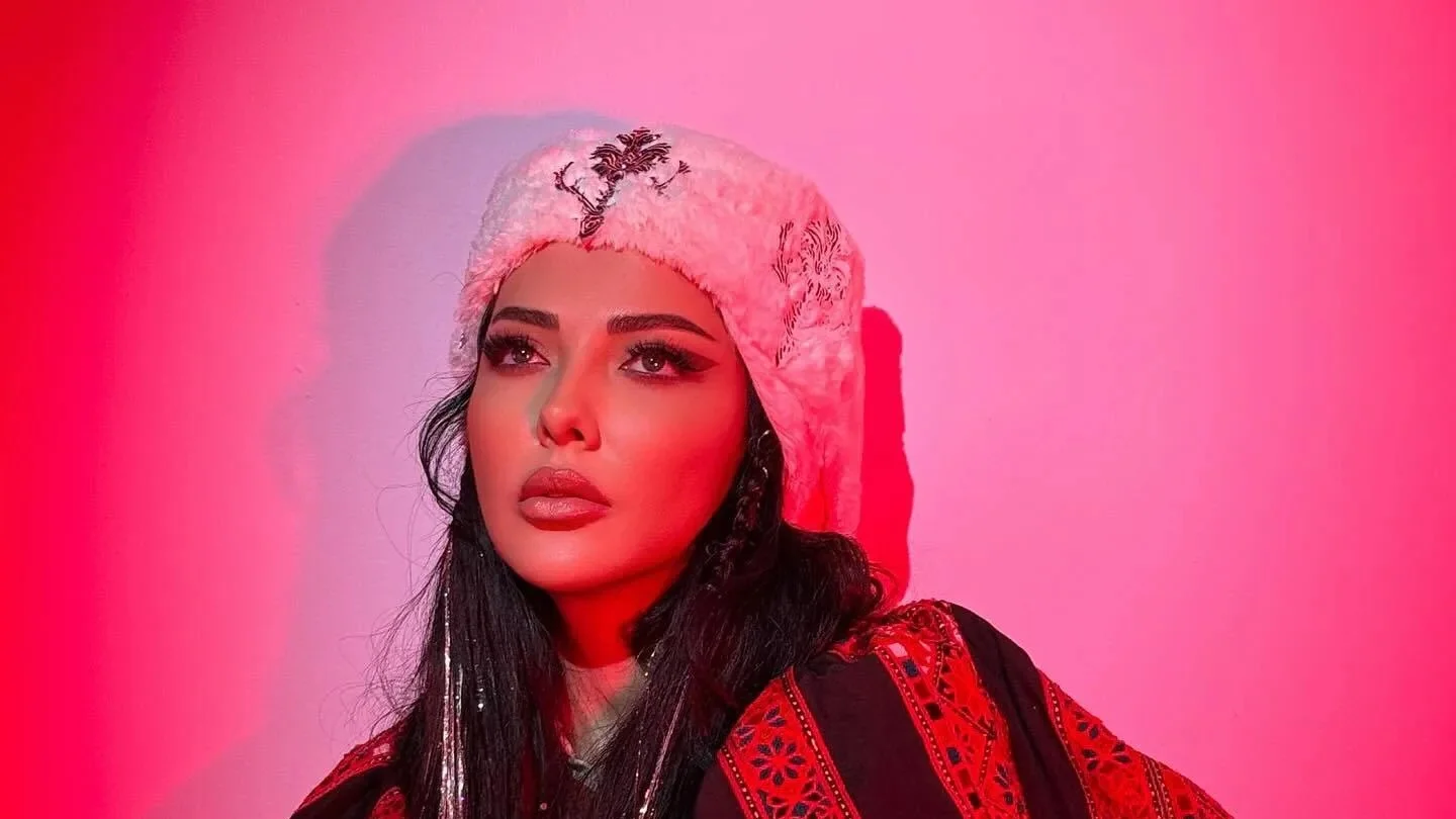 لیلا اوتادی پشت چرخ سفالگری؛ استعداد فراموش‌شده بازیگر زن سینما بالاخره نمایان شد! - تصویر شاخص