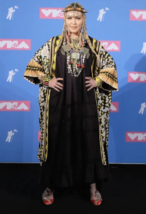 جنجالیترین لباسهای VMAs