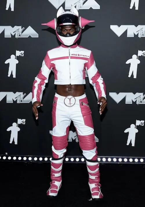 جنجالیترین لباسهای VMAs
