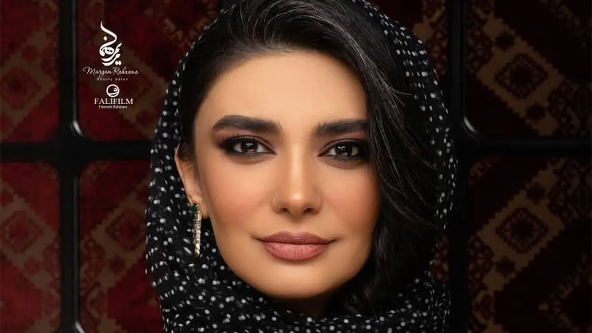 فیلم و عکس| تولد 46 سالگی لیندا کیانی با دیزاین سراسر سفید و کیک مینیمال