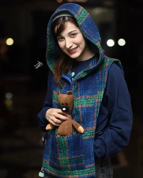 وست چهارخانه روشنک گرامی