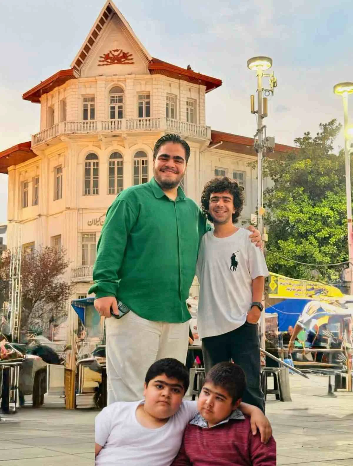 بهروز پایتخت و آقاجعفر نوروز رنگی