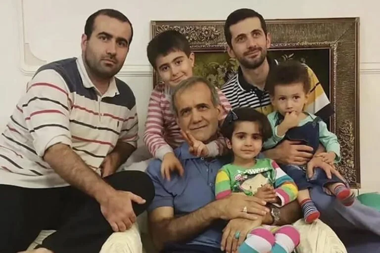 روایت ناگفته از خانواده مسعود پزشکیان؛ از تراژدی تلخ تا چهره‌های کمتر دیده شده فرزندان و نوه‌ها