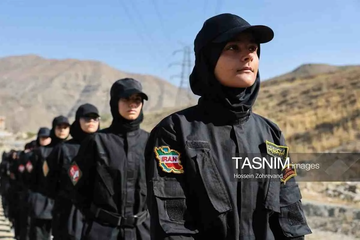 تصاویر؛ آموزشهای سخت زنان «جانفدا» در تونل و طبیعت | آموزشهای سخت زنان جانفدا