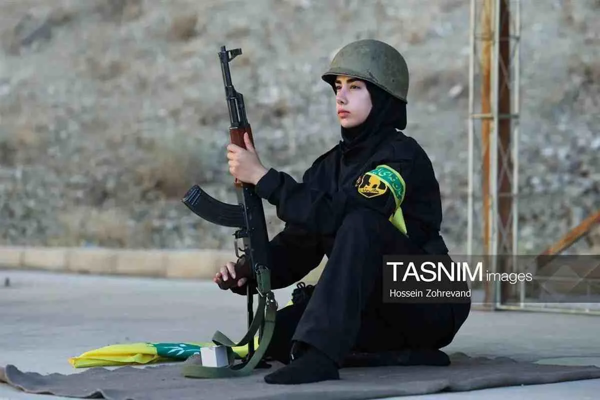 تصاویر؛ آموزشهای سخت زنان «جانفدا» در تونل و طبیعت | آموزشهای سخت زنان جانفدا
