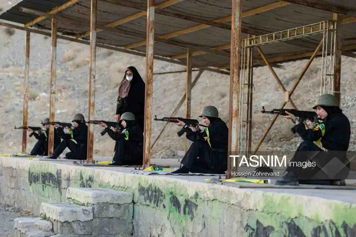 تصاویر؛ آموزشهای سخت زنان «جانفدا» در تونل و طبیعت | آموزشهای سخت زنان جانفدا