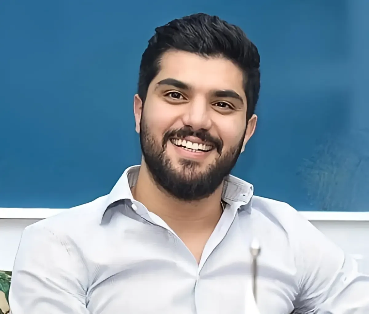 بیوگرافی سینا مهراد سینا مهراد؛ تصویر شماره 2