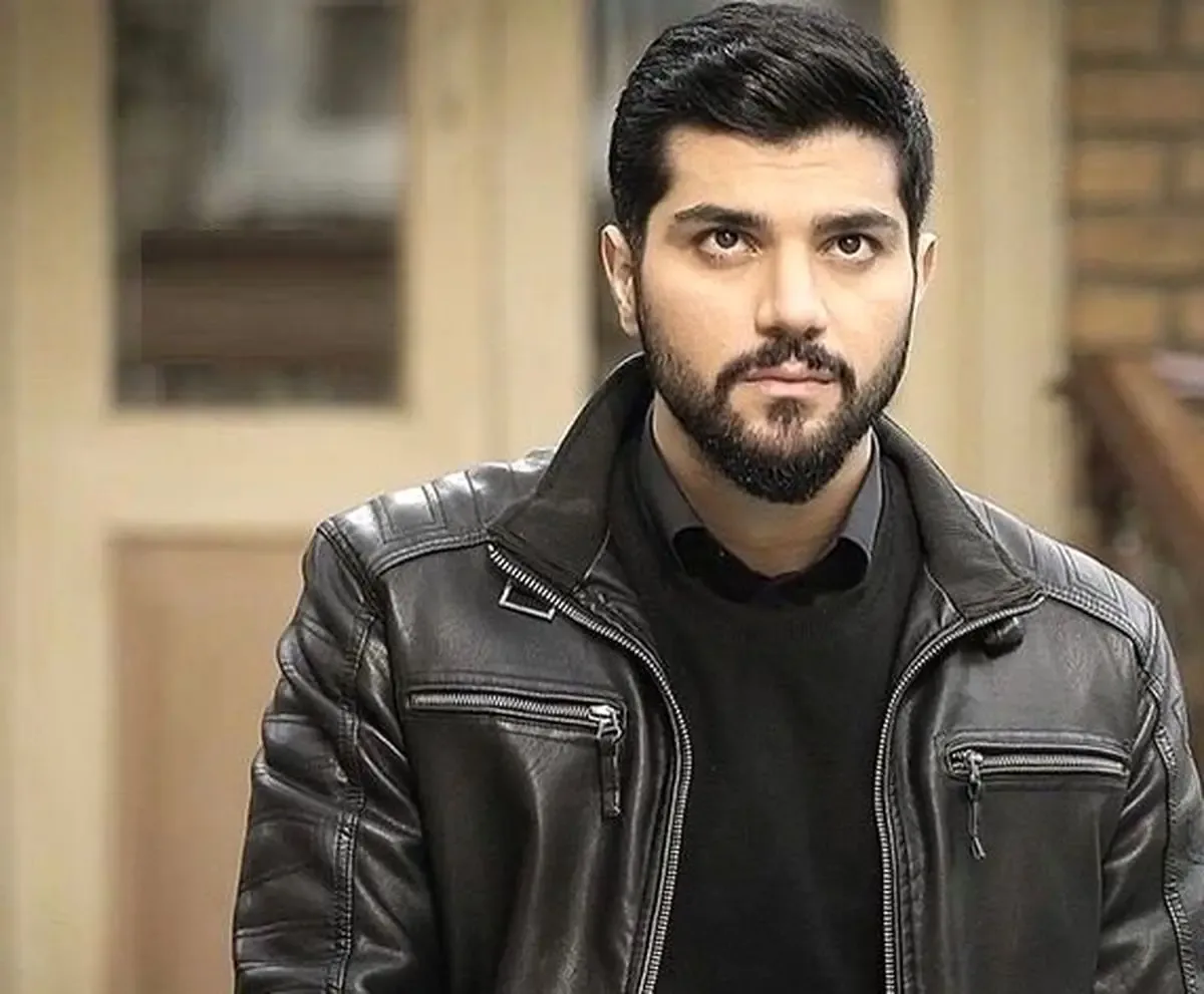 بیوگرافی سینا مهراد سینا مهراد؛ تصویر شماره 4