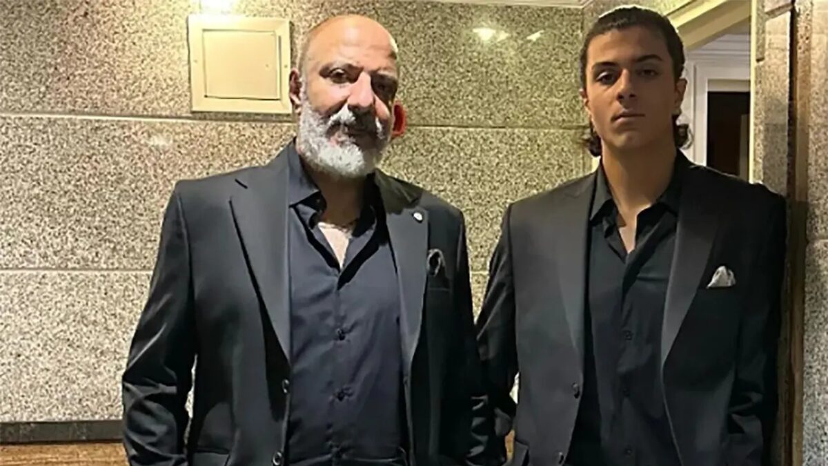 فوتوشوت‌های جدید پسر امیر جعفری و ریما رامین‌فر؛ آیین جعفری در کنار گوگوش هم دیده شد!