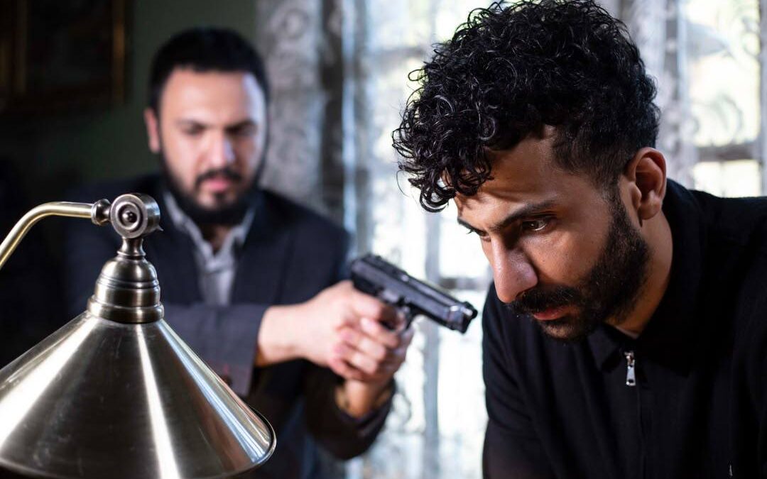اکران «آن‌سوی آوار»؛ روایت تأثیرگذار زندگی پس از جنگ از ۲۲ مهر در هنر و تجربه