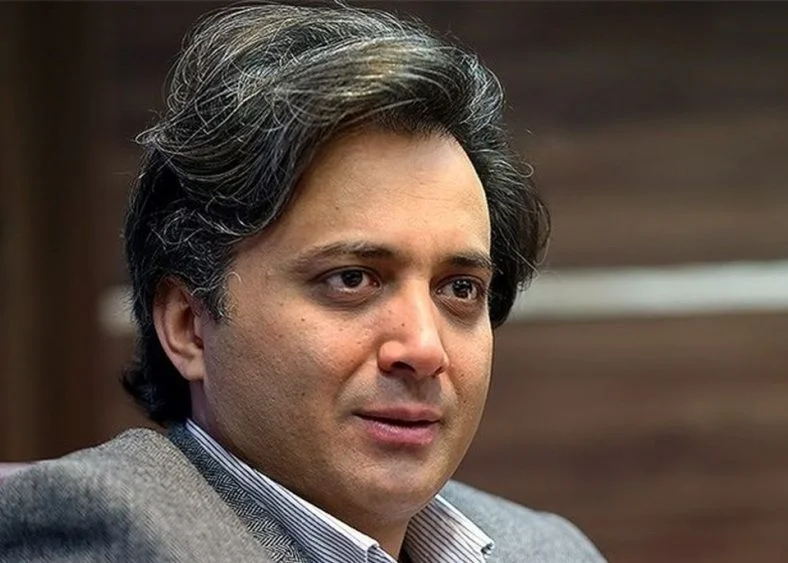 بیوگرافی و حواشی زندگی مجید اخشابی و علت مجرد ماندنش + عکس مادر کیوتش