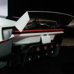 تسلا Roadster 2 با قابلیت‌های شگفت‌انگیز؛ از پرواز روی زمین تا رانندگی وارونه!