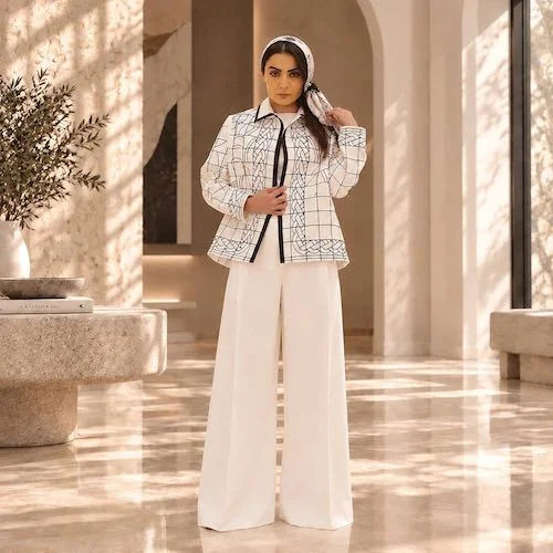 السا فیروزآذر با مینیاسکارف