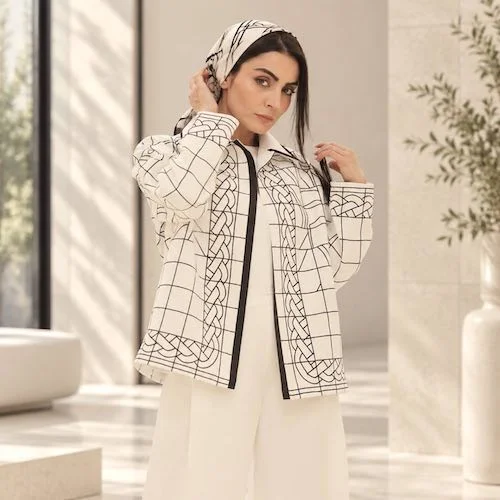 السا فیروزآذر با مینیاسکارف