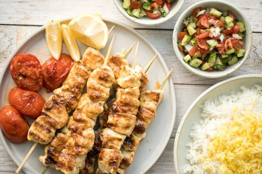 راز جوجه کباب نرم و آبدار؛ فوت‌ وفن‌هایی که طعم سفر را جذاب‌تر می‌کند!