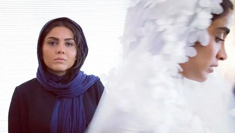 آزاده زارعی