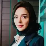 المیرا دهقانی و یاسمن سریال «لحظه گرگ و میش» در کنار همسر قدبلند؛ استایل کژوال خانم بازیگر