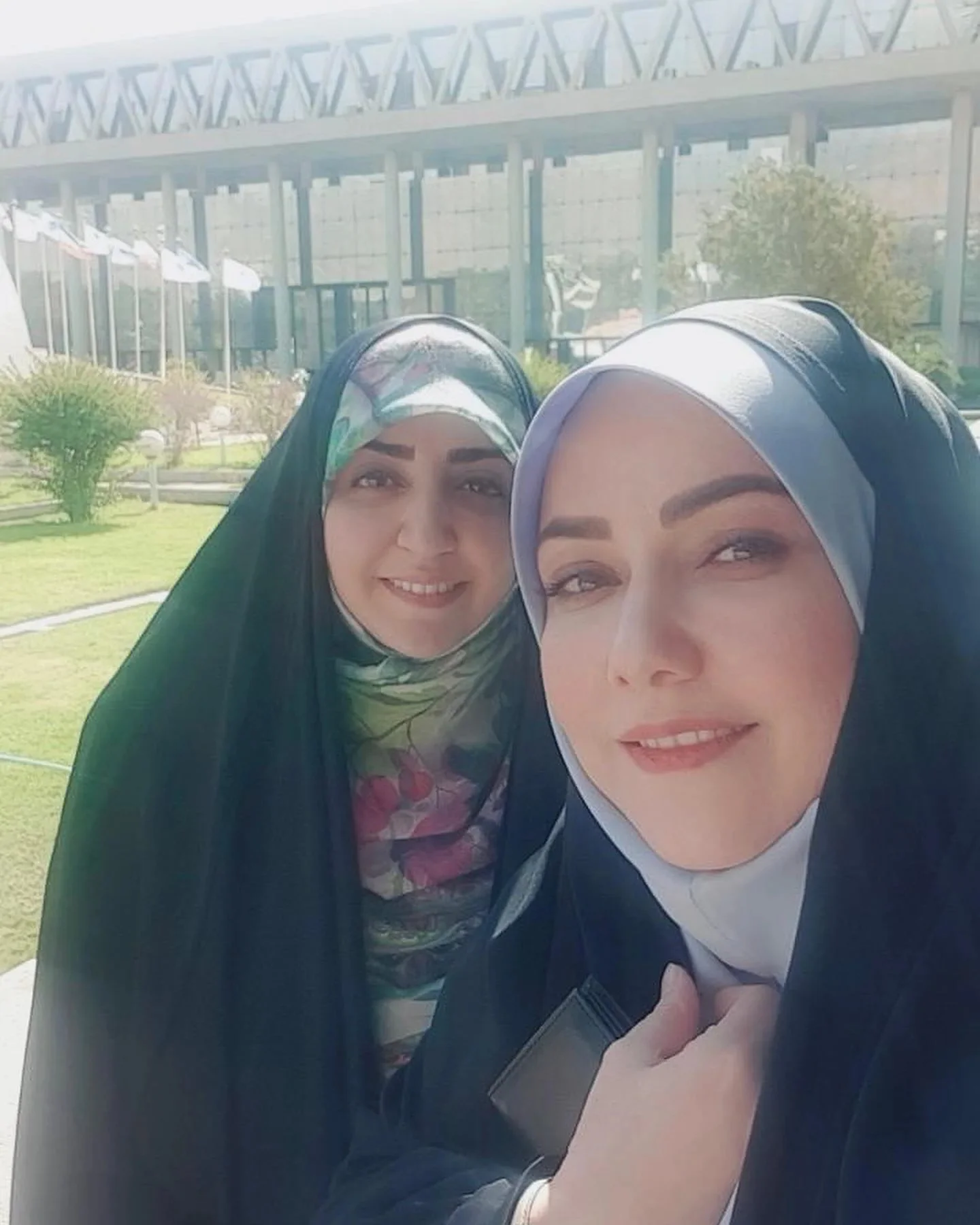 الهام حسین نژاد و فضه سادات حسینی