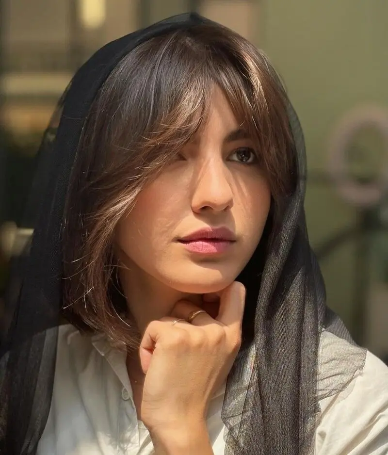 بیوگرافی بنفشه ریاضی