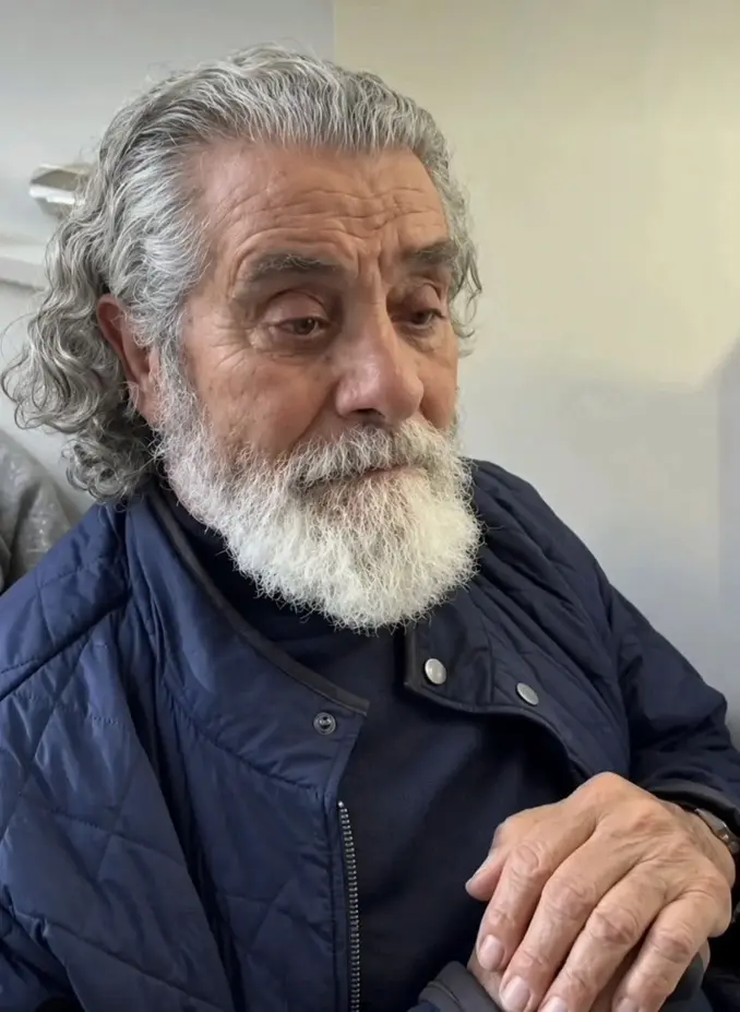 بهروز وثوقی