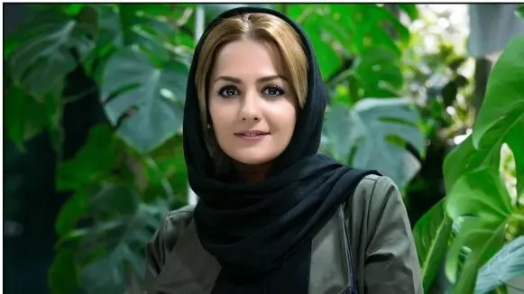 عکس| تغییر چهره و استایل بیتا سحرخیز با موی بلوند؛ خانم بازیگر دیگر قابل شناسایی نیست!