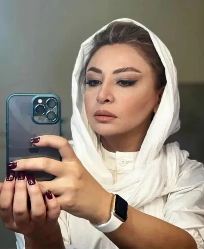 بیوگرافی مه لقا باقری، همسر جواد عزتی