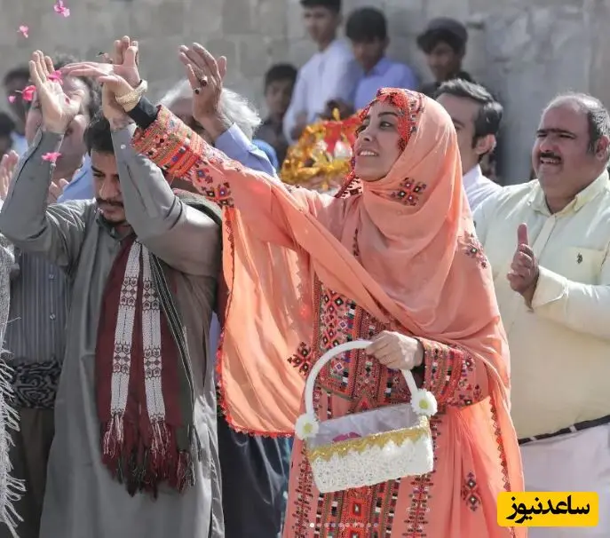 دنیا جهانمنش