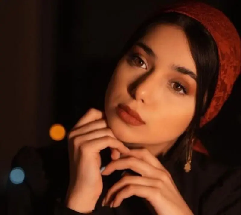 سارا مقربی