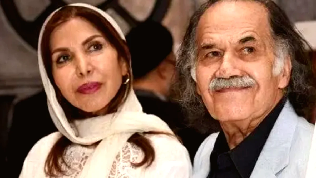 وداع همسر سیروس ابراهیم‌زاده در مراسم خاکسپاری پس از یک ماه انتظار