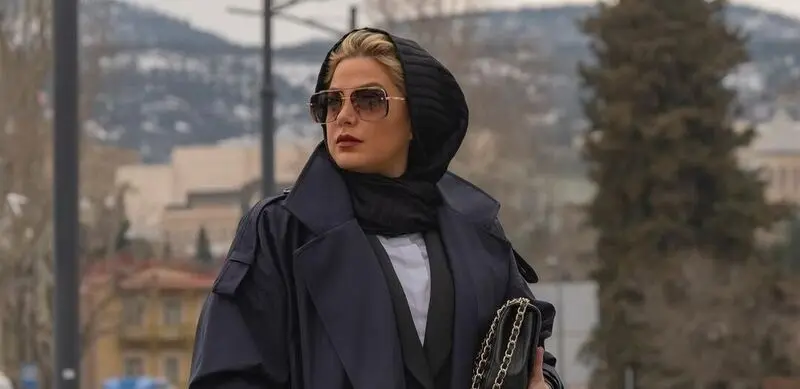 طناز طباطبایی