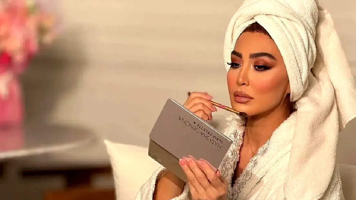 عکس| دکوراسیون گرم و مینیمال خانه مریم معصومی با جزئیات هنری دلبر