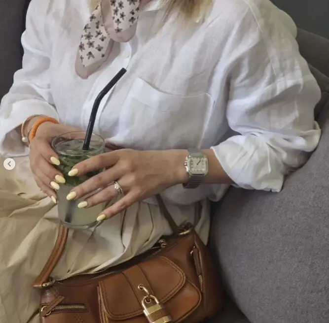 مینا مختاری