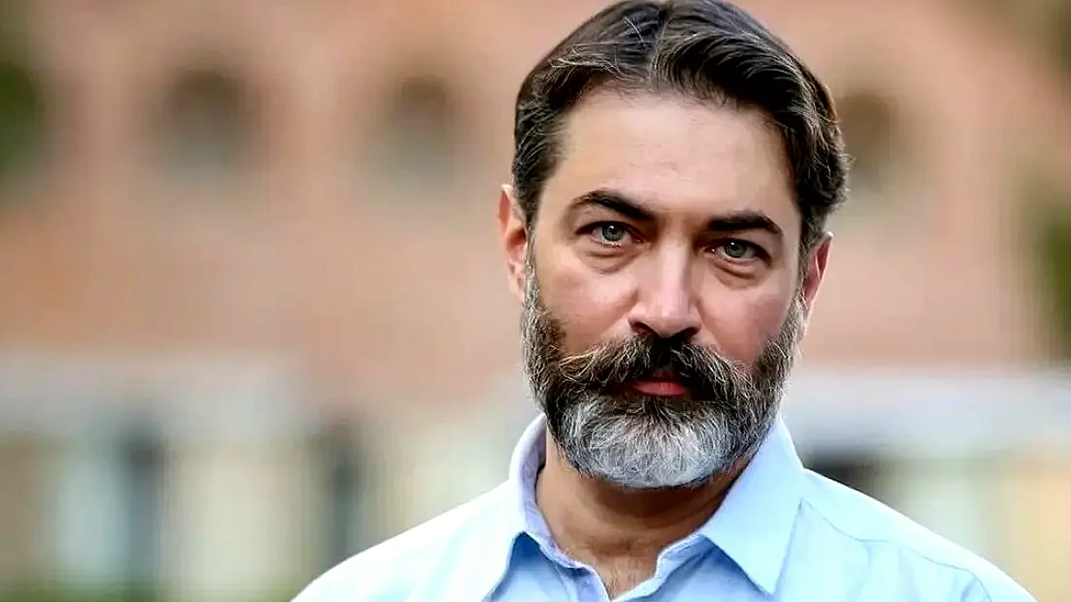 تصاویر| تابلوهای نقاشی و مجسمه‌سازی پارسا پیروزفر را دیده اید؟
