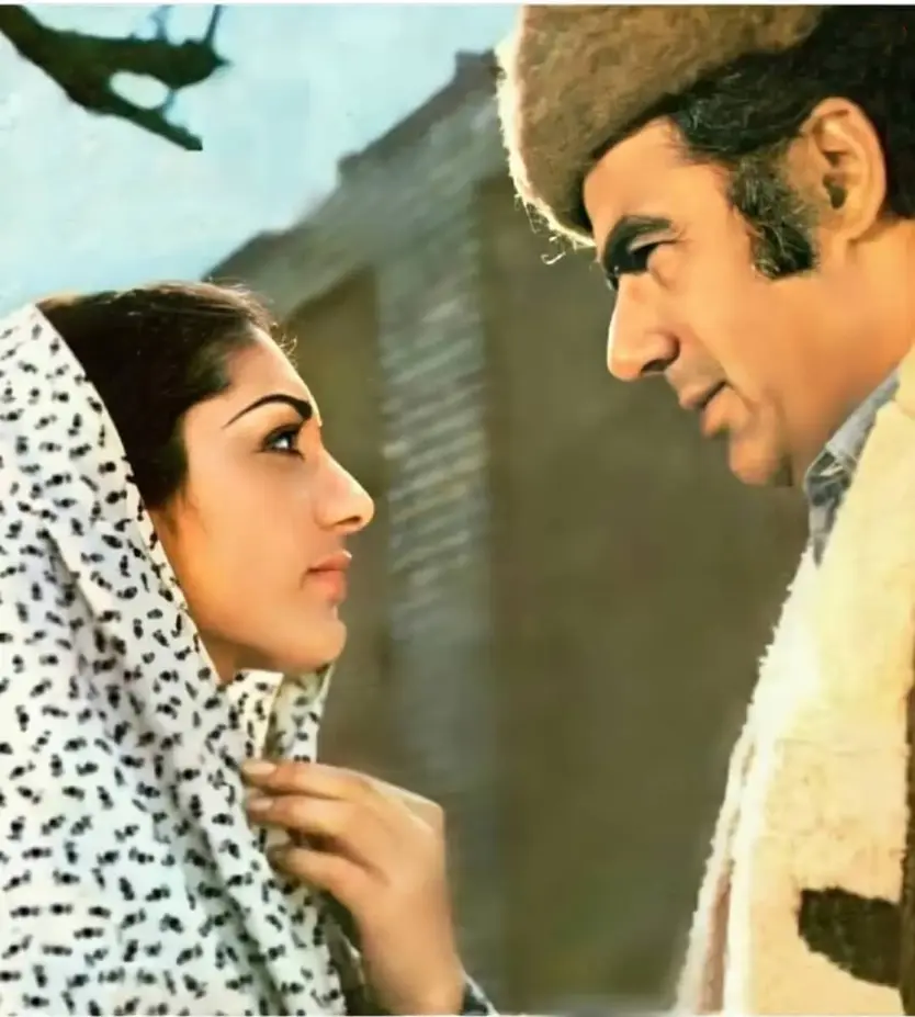 گوگوش و ناصر ملک مطیعی