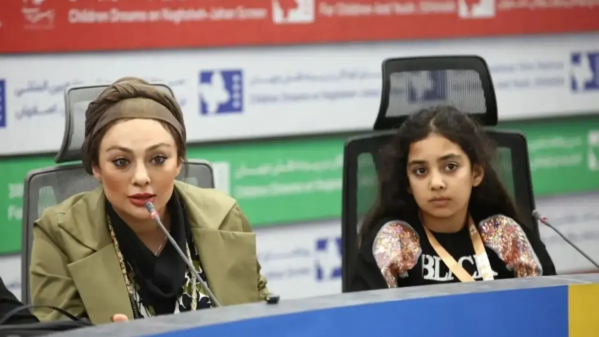 عکس مشترک و صمیمی یکتا ناصر و منوچهر هادی پس از طلاق در اکران یک فیلم