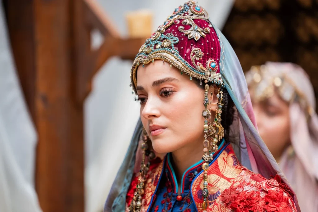 سیمای بارلاس در سریال ترکی عشق و تخت