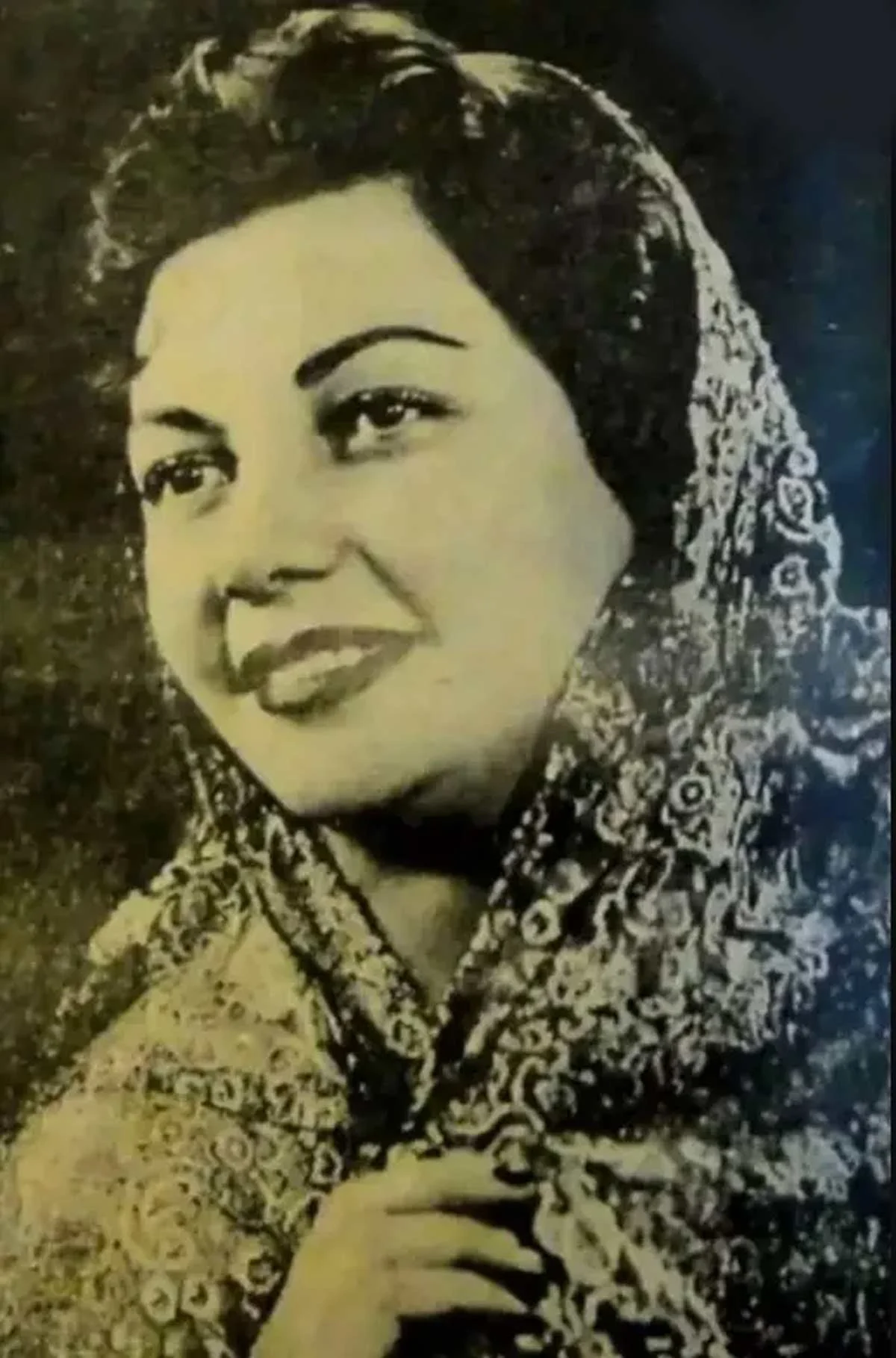 حمیده خیرآبادی