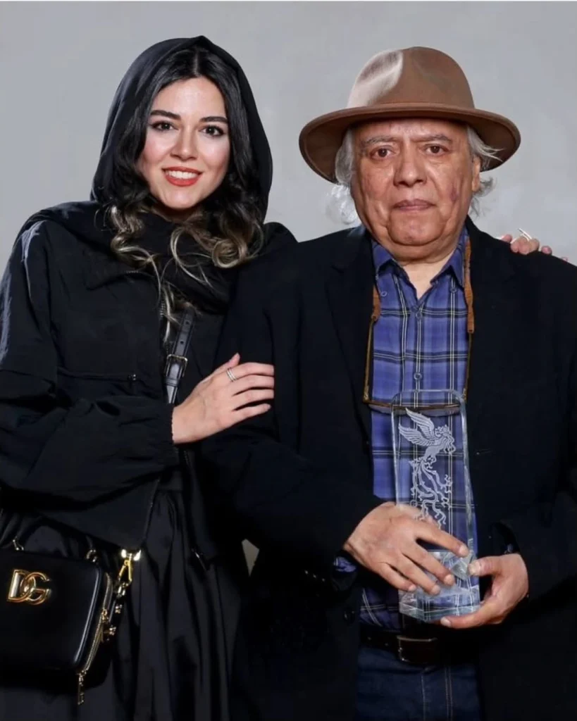 ماهور الوند و پدرش سیروس الوند