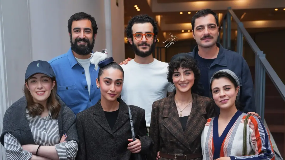 حضور پردیس پورعابدینی، نگار مقدم و دانیال پورصباح در تئاتر آرش!