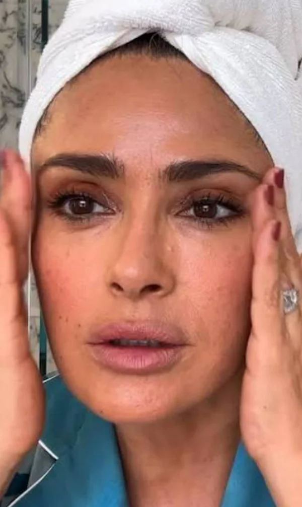 روتین پوستی سلما هایک