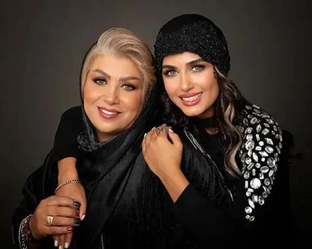 ستایش موسوی و مادرش بیوگرافی ستایش موسوی, قد ستایش موسوی
