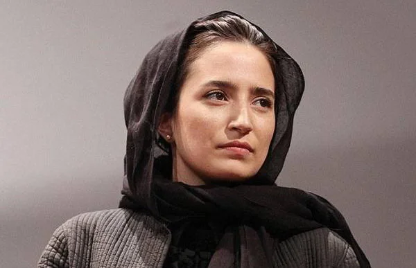 نگار جواهریان پس از ۴ سال غیبت، دوباره روی صحنه تئاتر می‌درخشد!