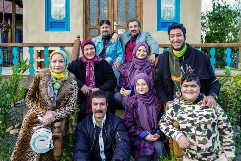 شیرگاه میزبان هواداران «پایتخت»؛ ویلای نقی معمولی به محل تماشای ویژه سریال تبدیل شد!